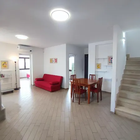 Bassani, Grande E Luminosa Ideale Per Gruppi Villa *